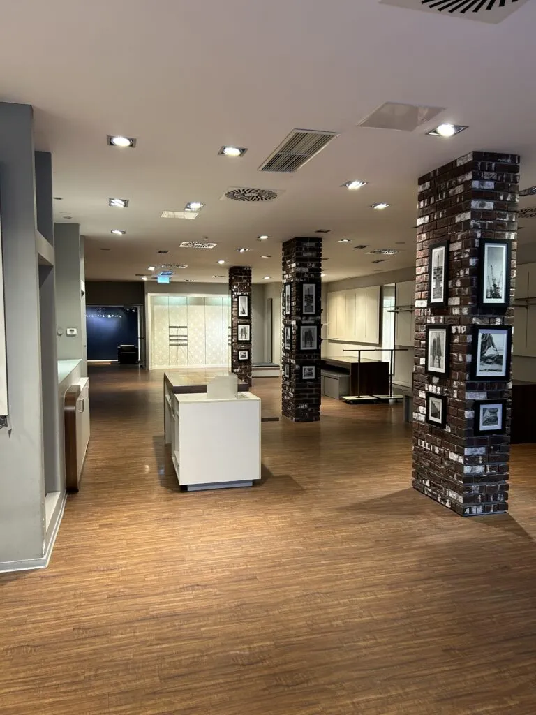 Geschäftslokal mit 300 m²