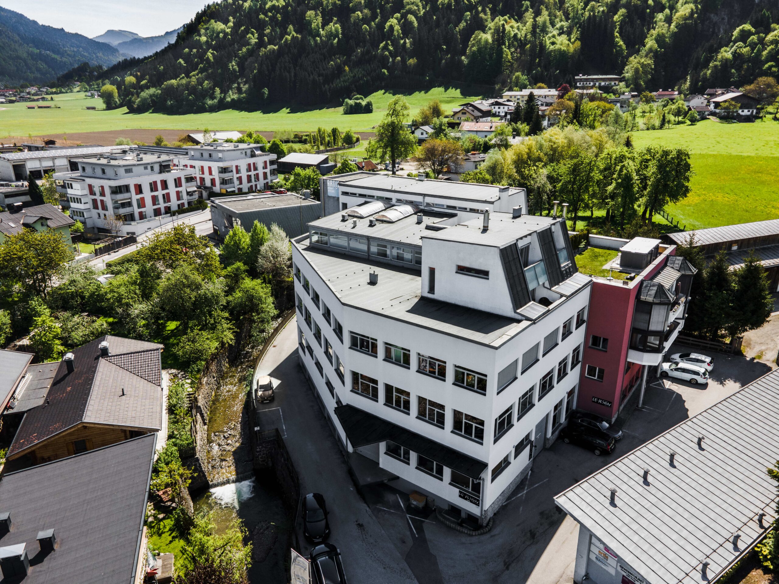 Kanzler Biener – Straße 16