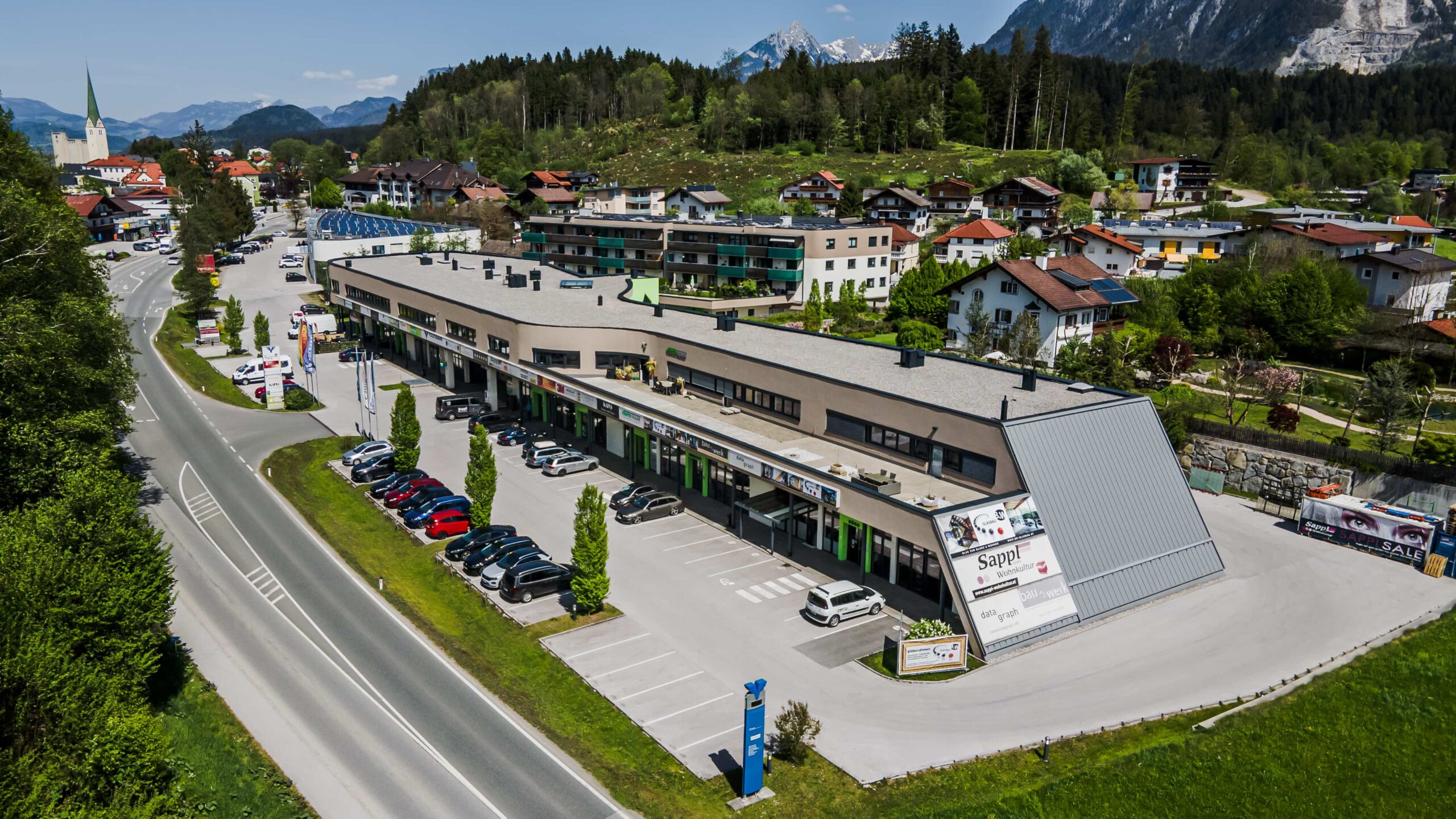 Bauhandelszentrum I & II