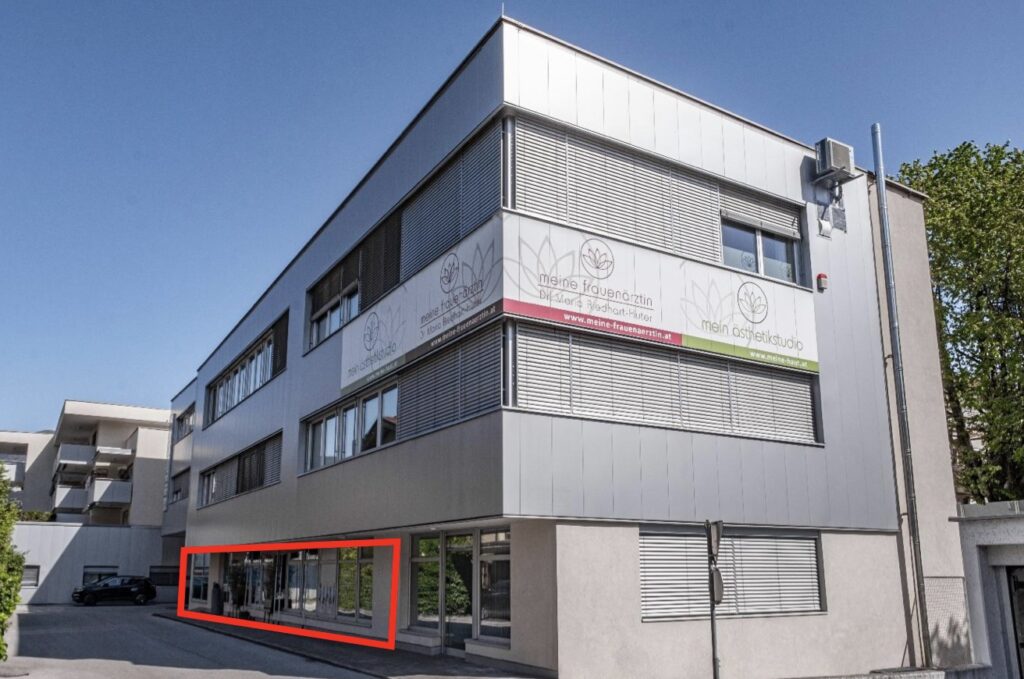 Büro-, Geschäftslokal mit 150m²
