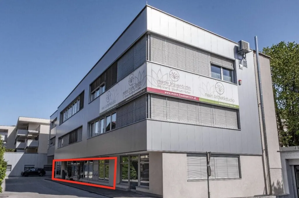 Büro-, Geschäftslokal mit 150m²