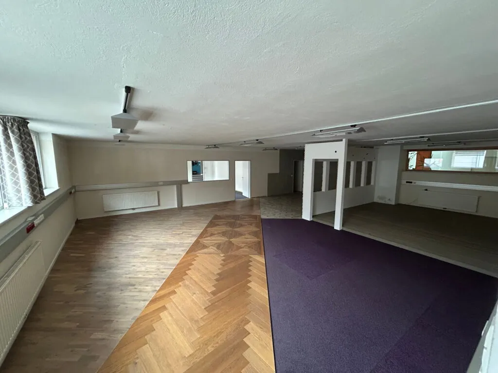 Büro-, Showroom-, Werkstatt- und Lagerfläche mit großem Entwicklungspotenzial 431m²
